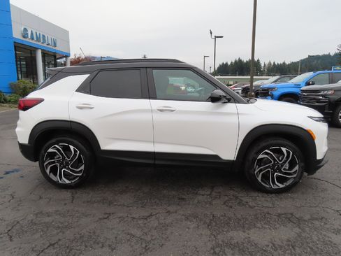 New 2026 Chevrolet TrailBlazer RS w/ Convenience Package image 8