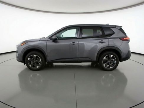 Used 2025 Nissan Rogue SV image 5