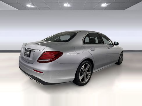 Certified 2018 Mercedes-Benz E 300 image 9