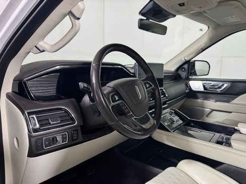 Certified 2023 Lincoln Navigator Black Label AWD/4WD image 36
