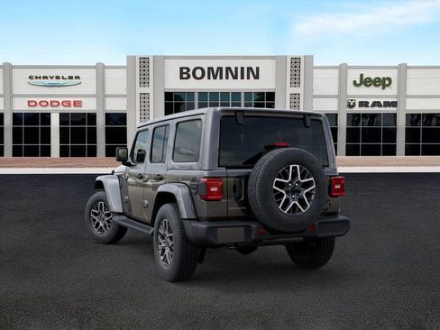 New 2025 Jeep Wrangler Unlimited Sahara AWD/4WD image 3