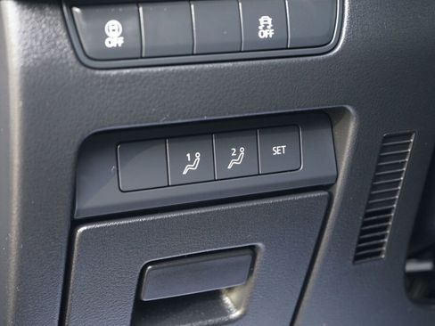 Used 2022 MAZDA MAZDA3 s image 18