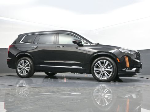 Used 2022 Cadillac XT6 Premium Luxury w/ Technology Package image 46