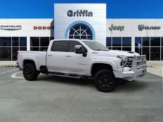 Used 2024 Chevrolet Silverado 2500 LTZ w/ LTZ Convenience Package video 1