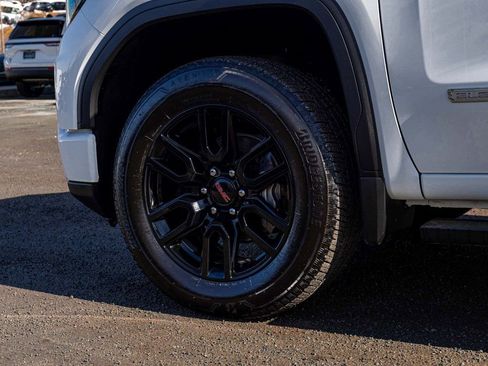 Used 2025 GMC Sierra 1500 Elevation w/ Preferred Package image 7