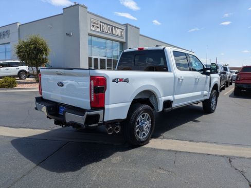 Certified 2025 Ford F350 Lariat w/ Lariat Ultimate Package AWD/4WD image 3