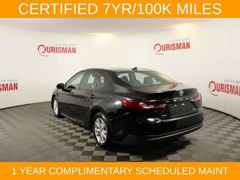 Used 2025 Toyota Camry LE FWD image 6
