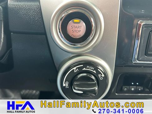 Used 2016 Nissan Titan SL AWD/4WD image 26