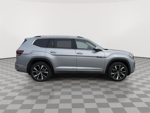 New 2026 Volkswagen Atlas SEL Premium R-Line AWD/4WD image 2