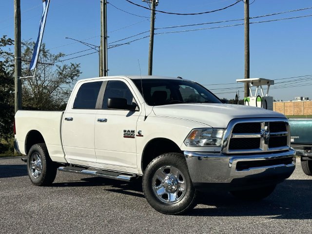 Used 2018 RAM 2500 SLT AWD/4WD image 2