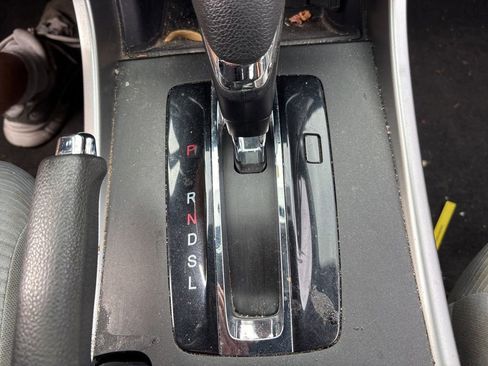 Used 2015 Honda Accord LX image 24