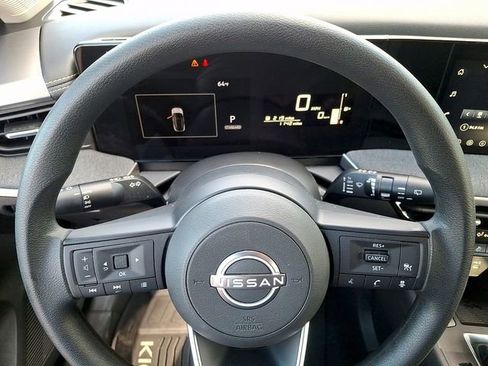 Used 2026 Nissan Kicks SV FWD image 17