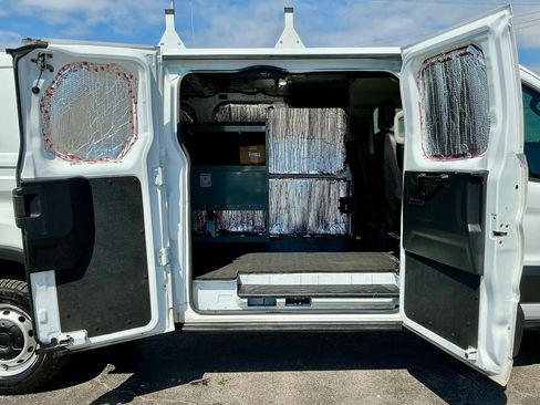 Used 2020 Ford Transit 250 Low Roof RWD image 26