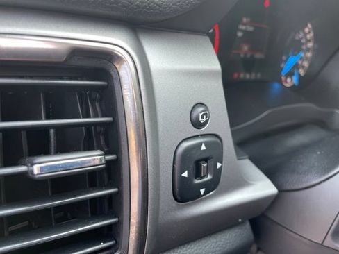 Used 2019 Ford Ranger XLT w/ Equipment Group 302A Luxury AWD/4WD image 9