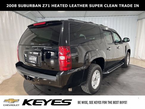 Used 2008 Chevrolet Suburban LT image 9