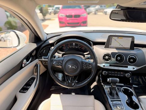 Used 2019 Kia Stinger Premium RWD image 35