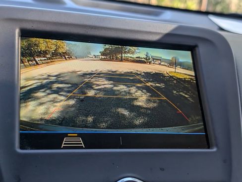 Used 2019 Chevrolet Equinox LT image 21