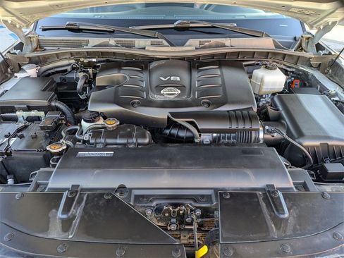 Used 2024 Nissan Armada SL image 30