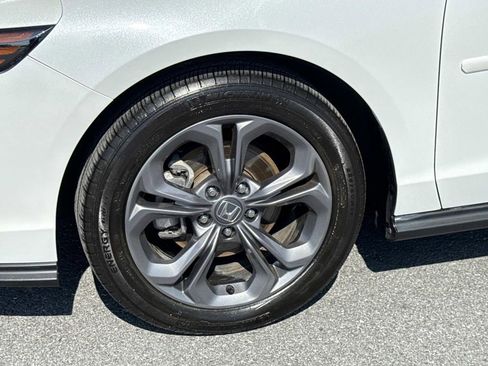 Used 2023 Honda Accord EX image 30