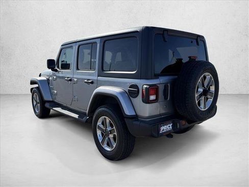 Used 2020 Jeep Wrangler Unlimited Sahara AWD/4WD image 8