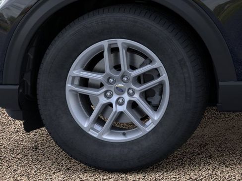 New 2026 Ford Explorer Active RWD image 21