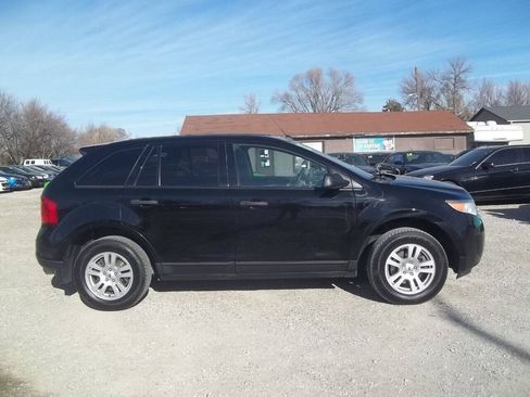 Used 2012 Ford Edge SE FWD image 2