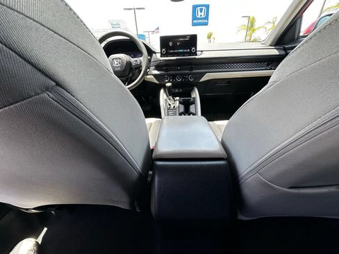 Used 2023 Honda Accord LX image 20