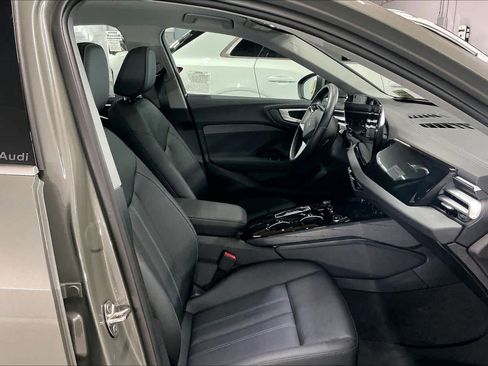 Used 2025 Audi A5 2.0T Premium w/ Convenience Package image 10