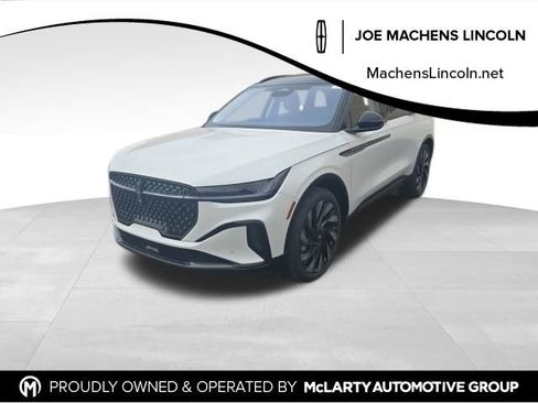 New 2026 Lincoln Nautilus Reserve w/ Jet Appearance Package image 1