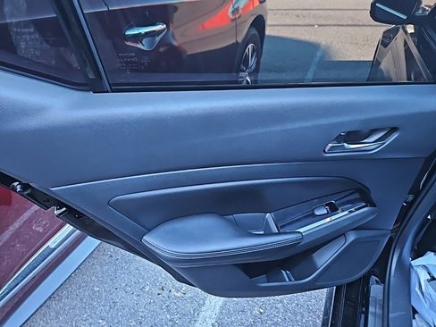 Used 2021 Nissan Altima 2.5 SL image 9