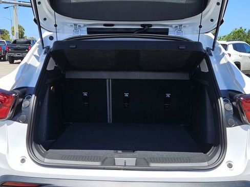 New 2026 Chevrolet Trax ACTIV w/ Driver Confidence Package FWD image 5