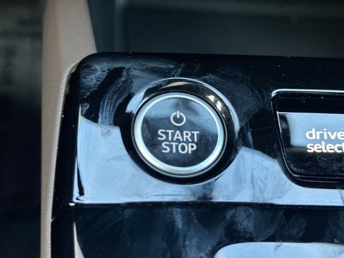 Used 2025 Audi Q6 e-tron Premium Plus w/ Premium Plus image 23