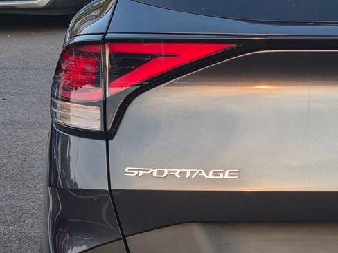 Used 2023 Kia Sportage X-Line w/ X-Line Premium Package AWD/4WD image 33