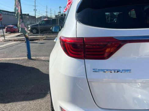 Used 2019 Kia Sportage EX w/ EX Sport Appearance Package image 8