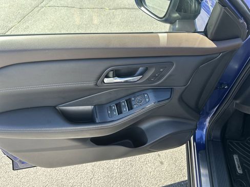 Certified 2023 Nissan Rogue SL w/ SL Premium Package image 29