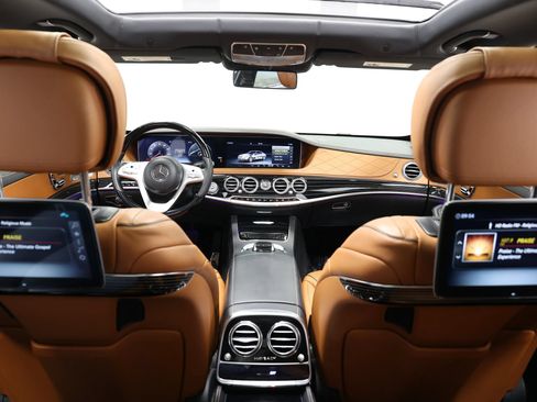 Used 2019 Mercedes-Benz Maybach S 560 4MATIC image 25