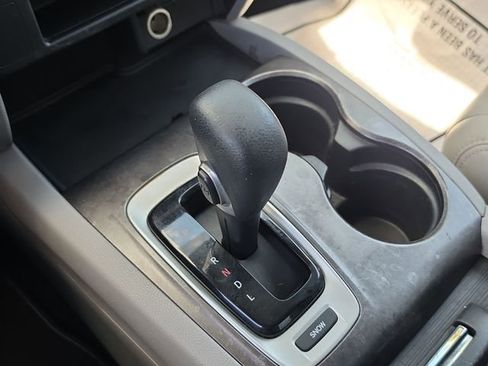 Used 2017 Honda Ridgeline RTS image 24