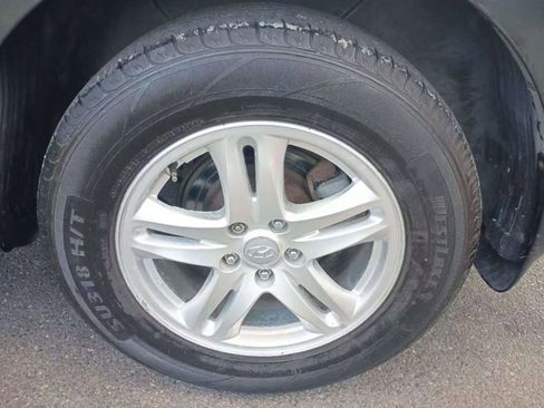 Used 2012 Hyundai Santa Fe GLS image 21