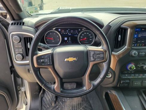 Used 2022 Chevrolet Silverado 2500 High Country w/ Z71 Off-Road Package image 13