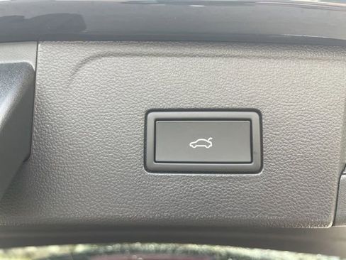 New 2026 Volkswagen Atlas SE image 29