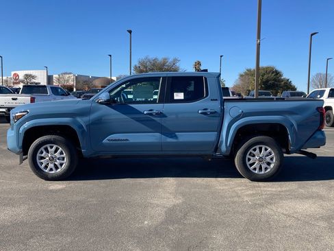 New 2026 Toyota Tacoma SR5 image 8