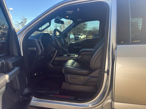 Used 2018 Ford F150 Raptor w/ Equipment Group 802A Luxury image 11