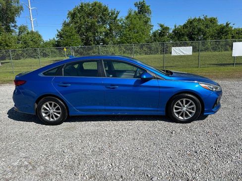 Used 2018 Hyundai Sonata SE w/ Cargo Package FWD image 4