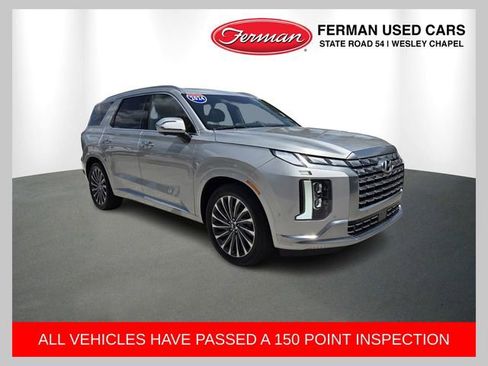 Used 2024 Hyundai Palisade Calligraphy FWD image 1