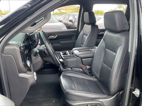 Used 2025 GMC Sierra 1500 SLT image 23