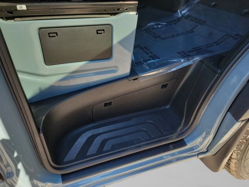 Used 2021 Mercedes-Benz Sprinter 144 Cargo image 20