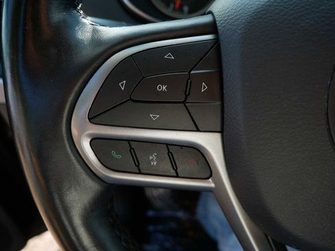 Used 2020 Jeep Cherokee Limited w/ Trailer Tow Group image 27