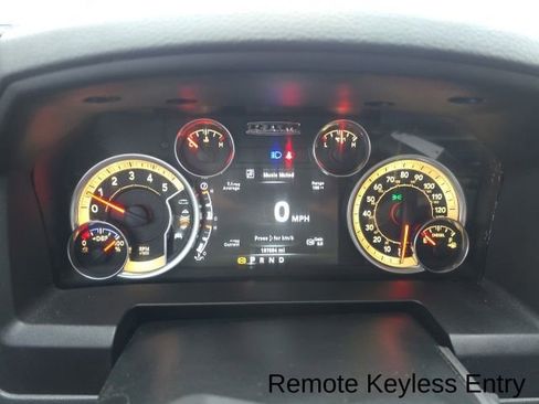 Used 2018 RAM 3500 Tradesman w/ Chrome Appearance Group image 11