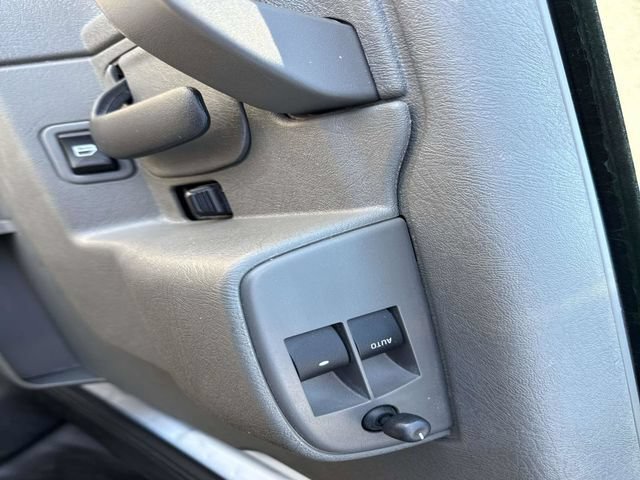 Used 2024 GMC Savana 2500 w/ Driver Convenience Package RWD image 19