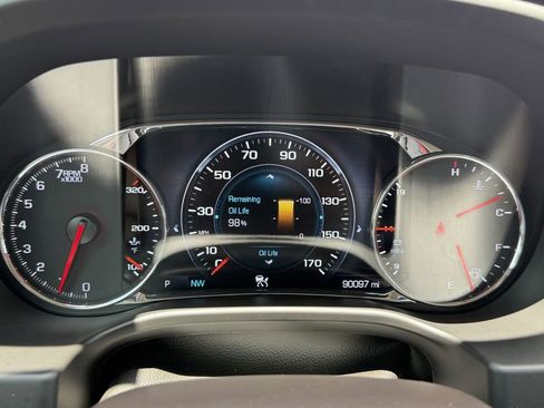 Used 2019 GMC Acadia Denali w/ Technology Package FWD image 34